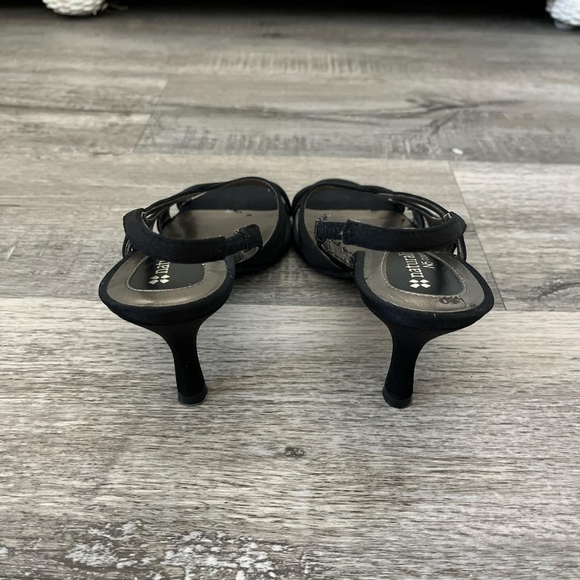 Naturalizer Elegant Black Strappy Heels - Picture 3 of 3